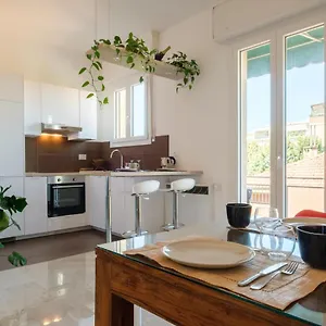  Couette-café Fabula 3 With Private Bathroom Italie